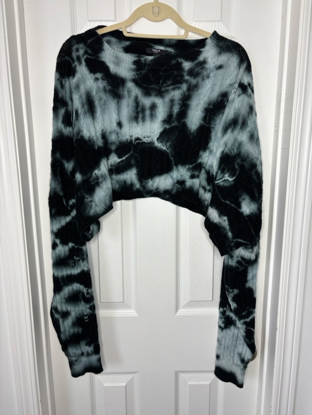 SHIEN Tie-Dye Crop Cable Knit Sweater Top - Black & Mint